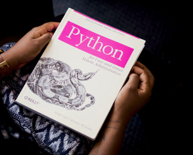 python czy c++